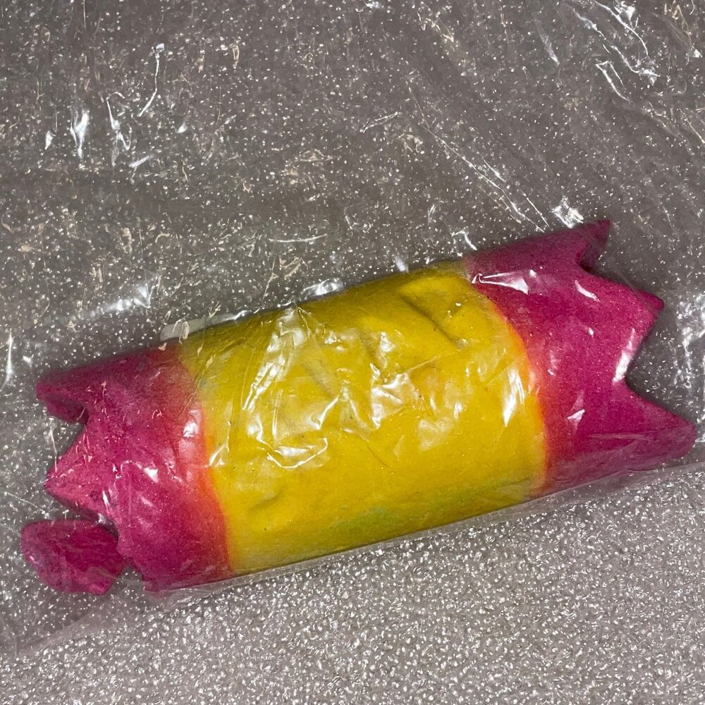 Lush bubble bar *Christmas Cracker* rare and fun!  Bubbles in the tub